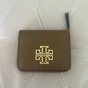 Tory Burch wallet